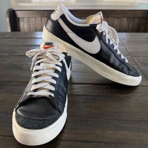Nike Blazer Low '77 Vintage Shoes Mens Size 9 Black White Leather DA6364-001